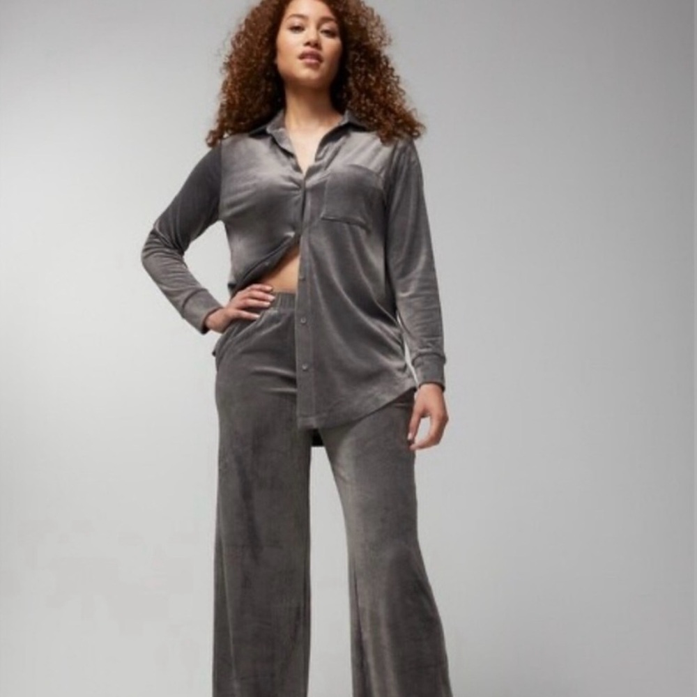 NEW SOMA INTIMATES Ribbed Long-Sleeve Notch Collar Top in Gray